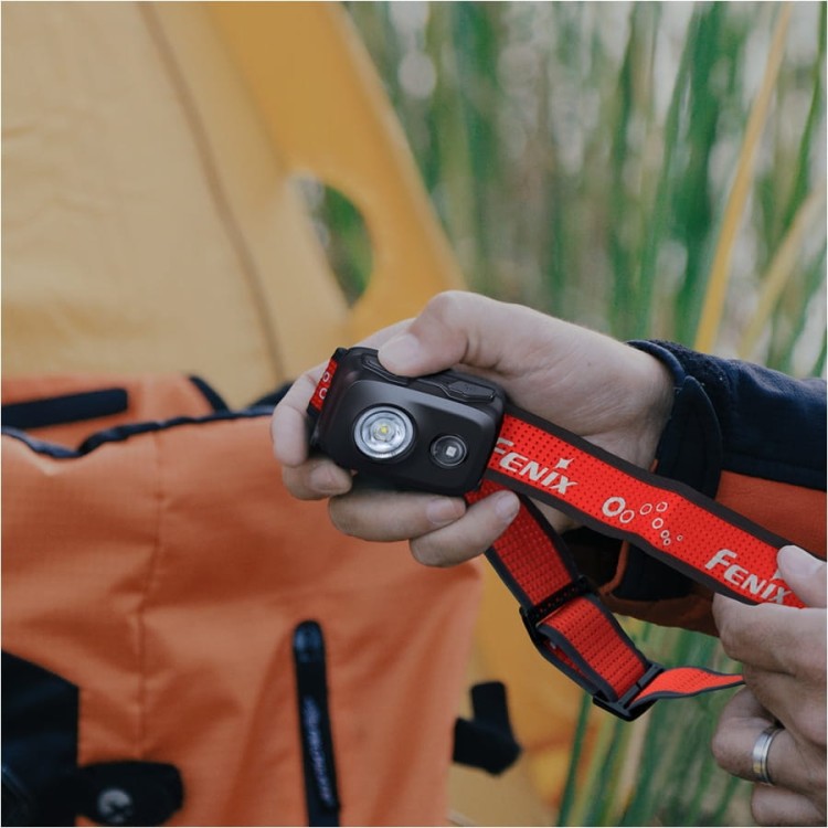 latarka-diodowa-fenix-hl16-czarna-czolowka-5a7e5a51208342f59f146672b0973d55-ef89d71e.jpg