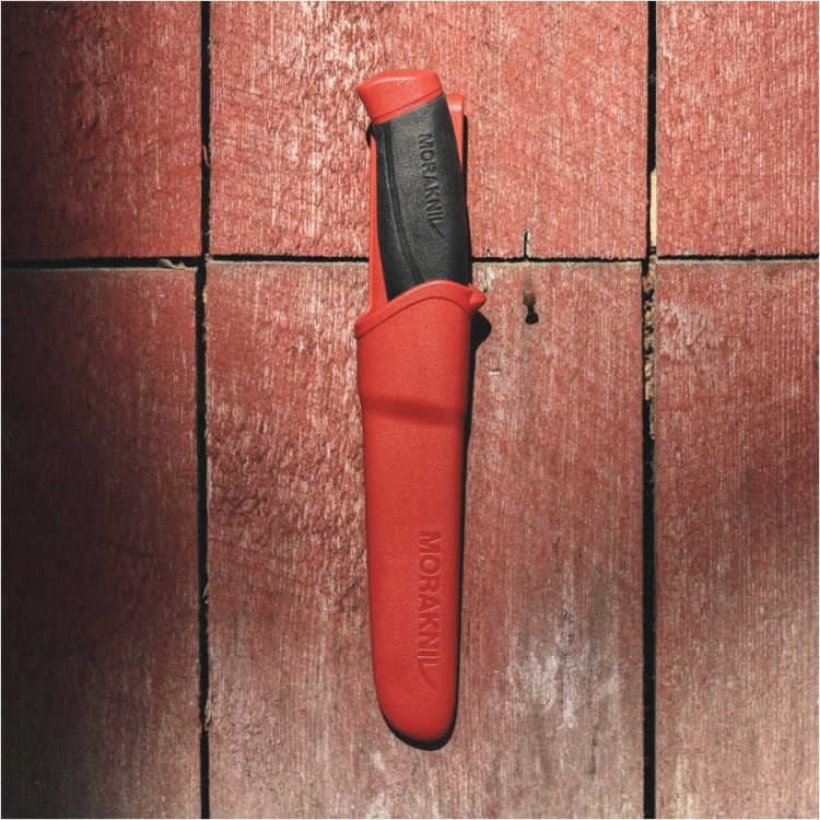Noz Morakniv Companion czerwony stal nierdzewna