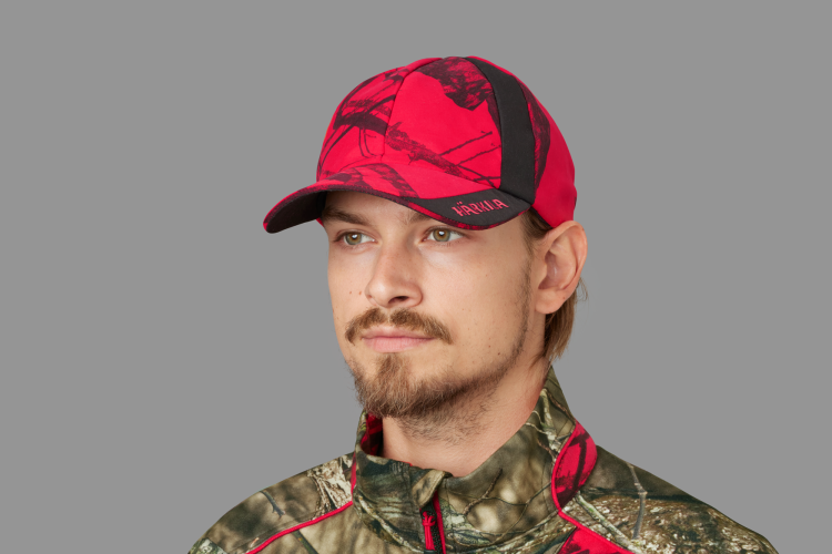 czapka-z-daszkiem-kamuflaz-harkila-cieplka-moose-hunter-2.0-czerwona-na-polowanie-mysliwska-na-zbiorowke
