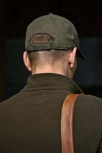 Czapka-Harkila-corduroy-Grape-leaf